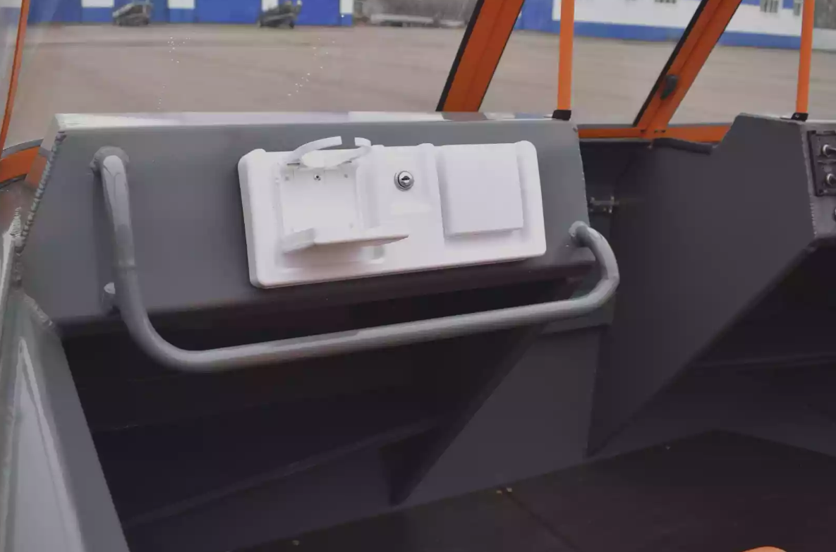 Алюминиевый катер Неман-480 DCM FISH в Сыктывкаре