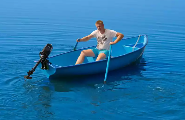 Стеклопластиковая лодка Омуль в Сыктывкаре