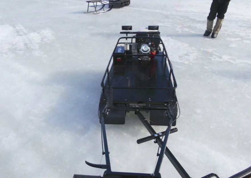 Мотобуксировщик AhtaR L 9 в Сыктывкаре