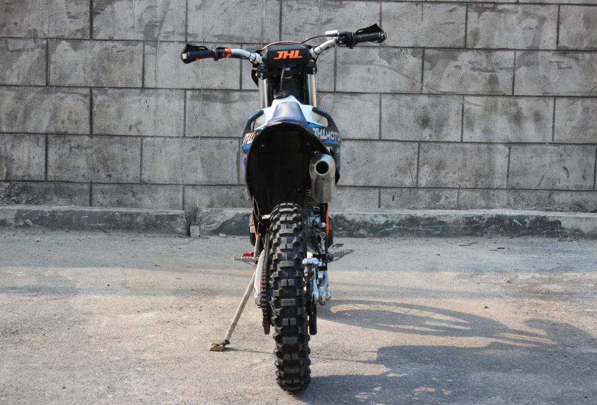 Мотоцикл JHLMOTO JHL Z3 CB250 (172FMM-3A) в Сыктывкаре