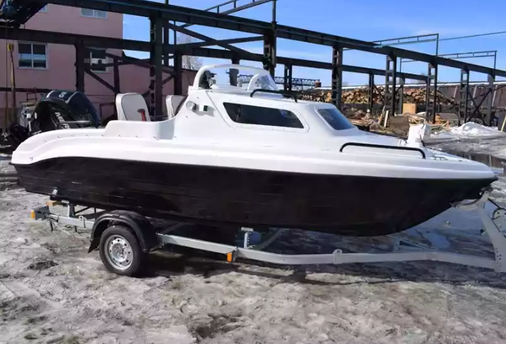 Комбинированный катер Neman-500 с каютой в Сыктывкаре