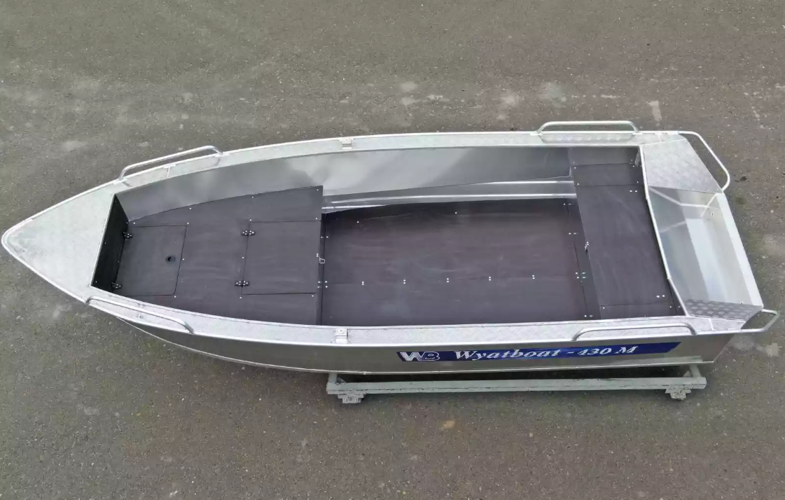 Алюминиевая лодка  Wyatboat-430М FISH в Сыктывкаре