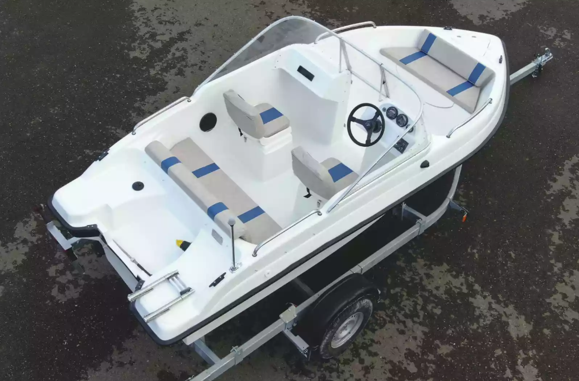 Стеклопластиковый катер Wyatboat-3 DC Open в Сыктывкаре