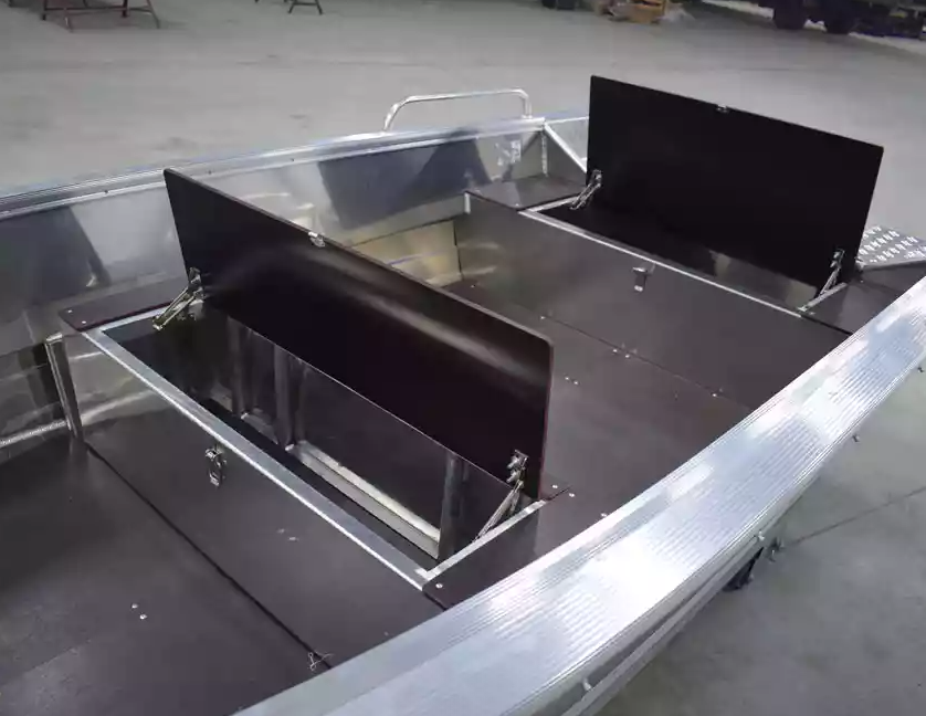 Алюминиевая лодка  Wyatboat-430 Р в Сыктывкаре