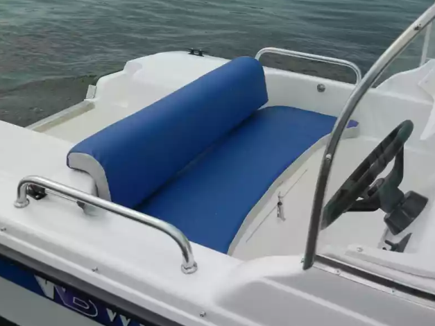 Стеклопластиковый катер Wyatboat-430 DCM (тримаран) в Сыктывкаре