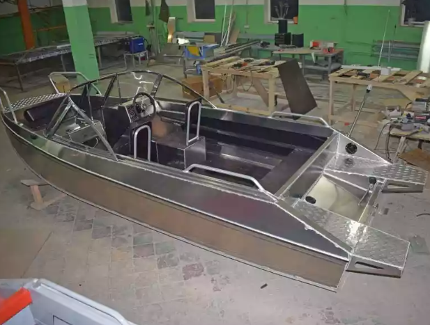Алюминиевый катер Неман-500 DC (без покраски) в Сыктывкаре