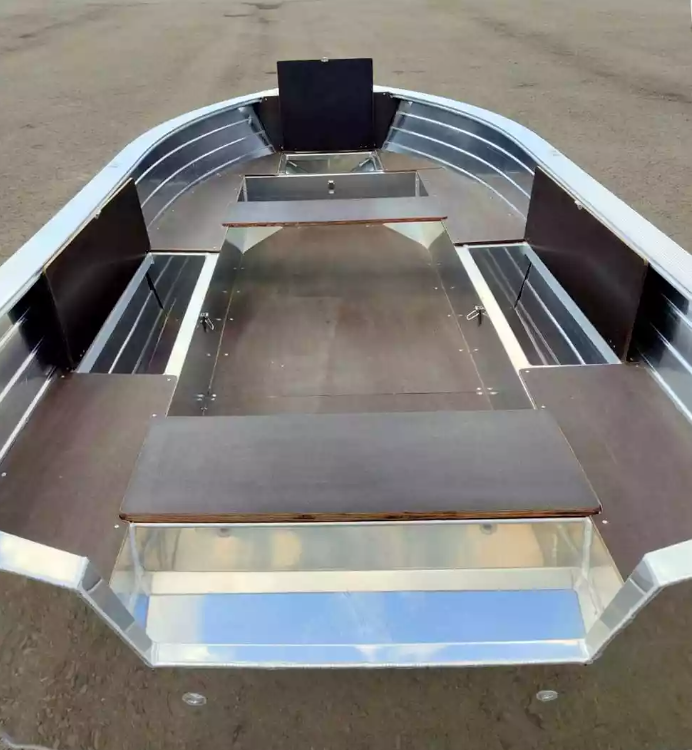 Алюминиевая лодка Неман-400 в Сыктывкаре