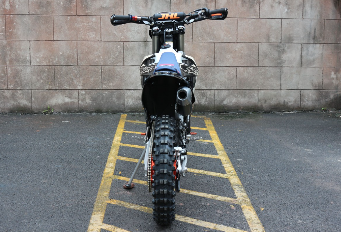 Мотоцикл JHLMOTO JHL Z8i (EFI) NC300S (182-MN) в Сыктывкаре