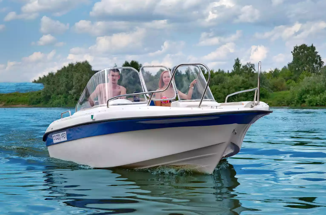 Стеклопластиковый катер Neman-530 Open в Сыктывкаре