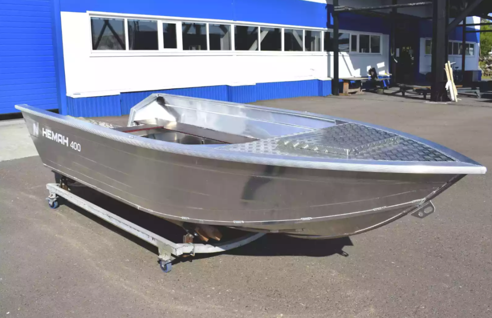 Алюминиевая лодка Неман-400 Р PRO в Сыктывкаре