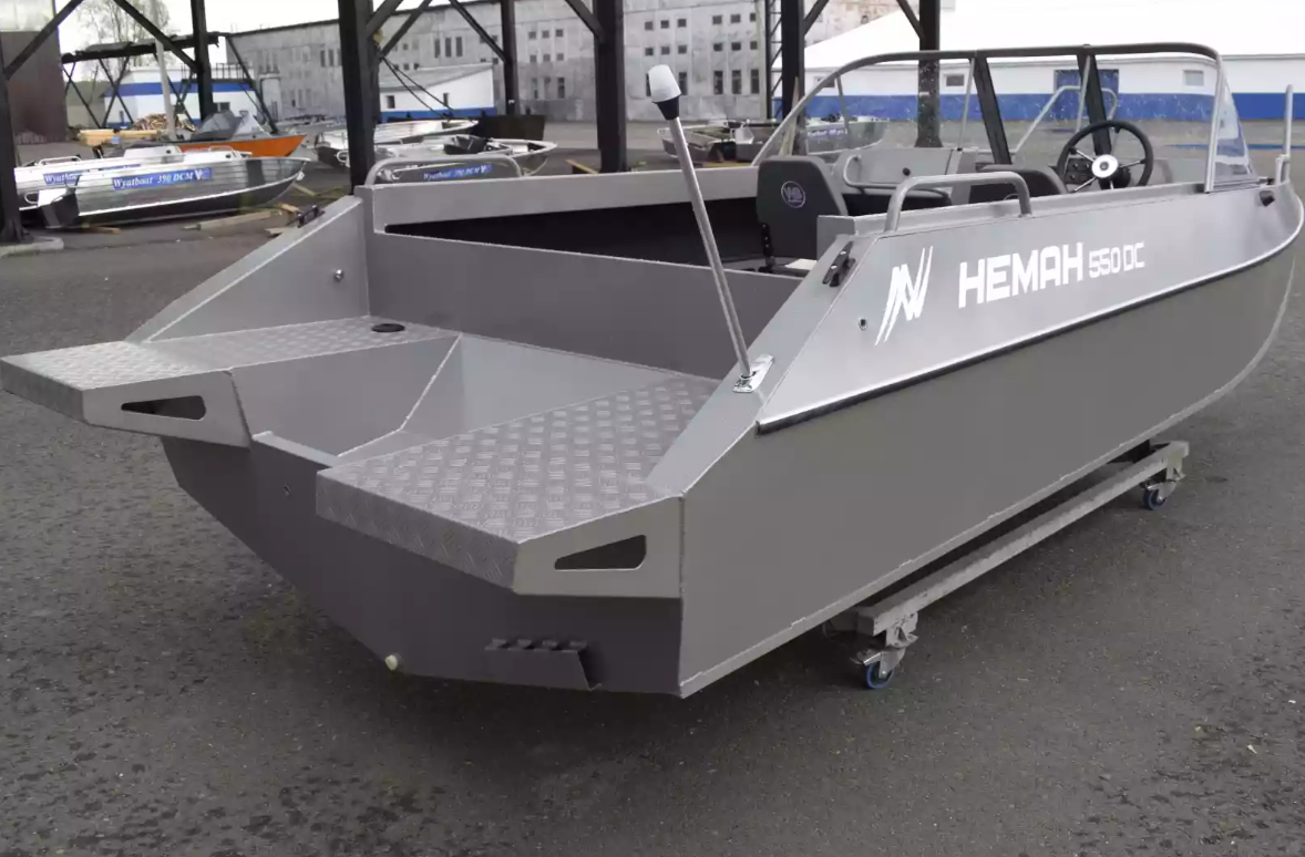 Алюминиевый катер Неман 550 DC в Сыктывкаре