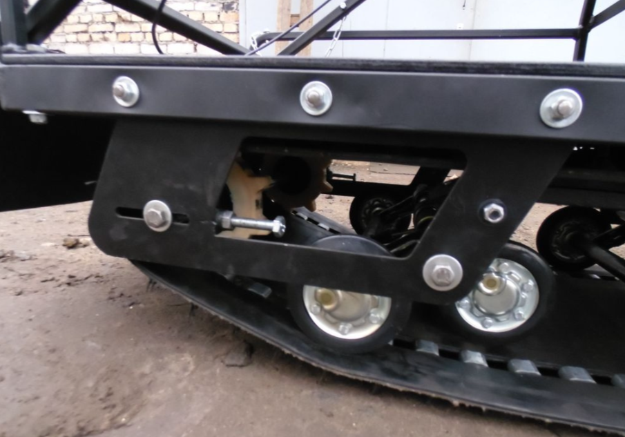 Мотобуксировщик AhtaR Зима 15 л/с с вариатором в Сыктывкаре