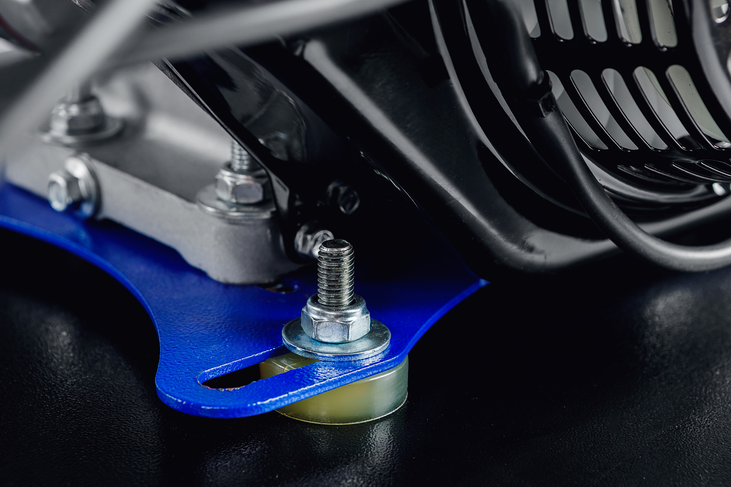 МОТОБУКСИРОВЩИК IKUDZO LONG 2.0 1700/500 EKR19 в Сыктывкаре