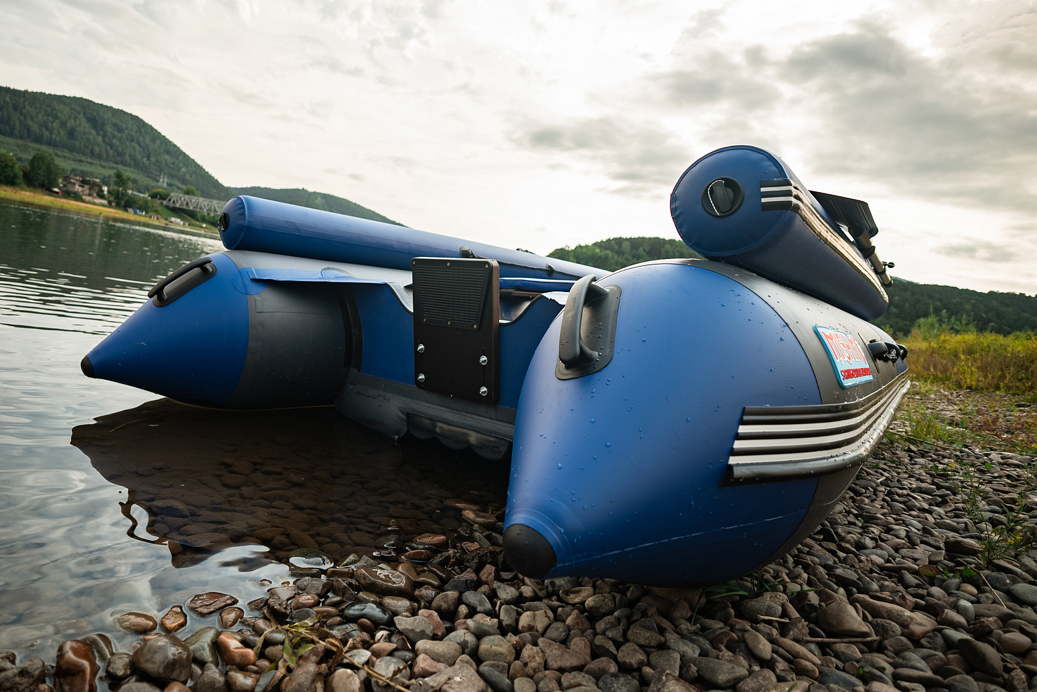 Лодка MISHIMO RIVER FJET PRO 410  под водомет в Сыктывкаре