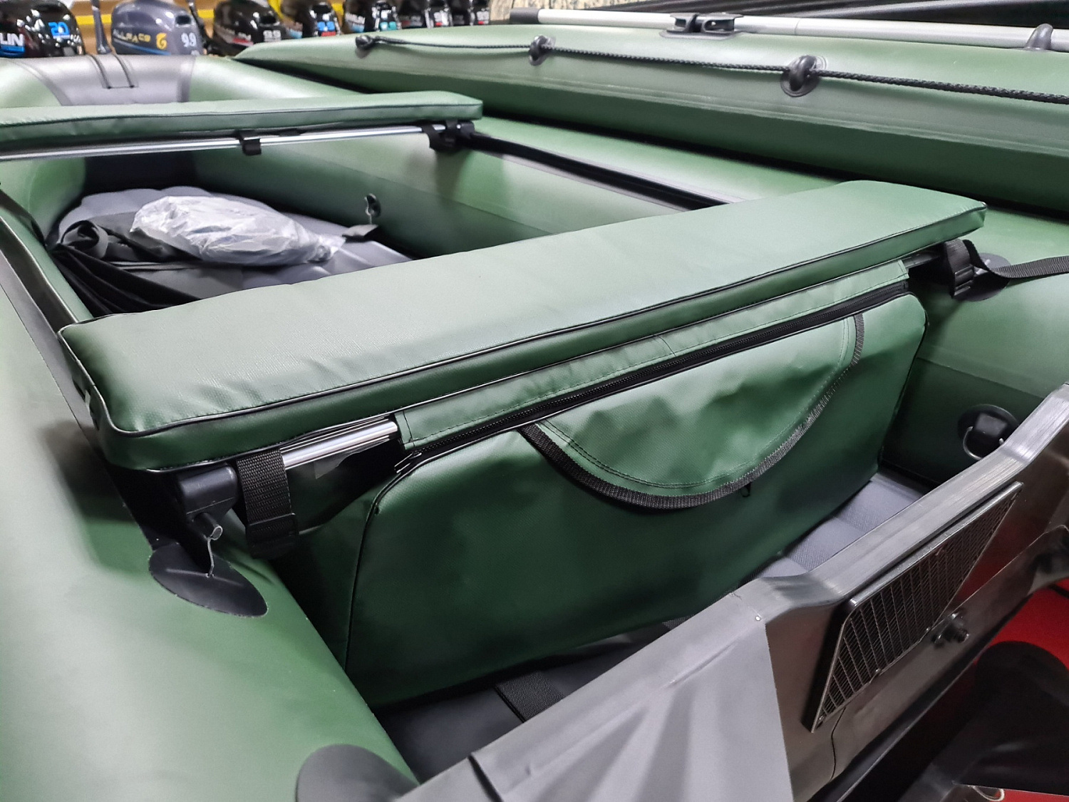 КОМПЛЕКТ МЯГКИХ НАКЛАДОК С СУМКОЙ ДЛЯ ЛОДОК 90Х20 ЗЕЛЕНЫЙ в Сыктывкаре