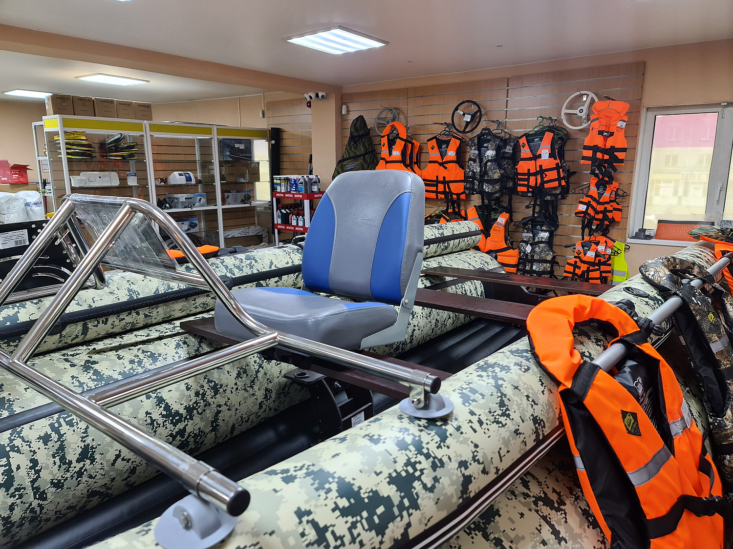 КРЕСЛО МЯГКОЕ РАСКЛАДНОЕ С ПОВОРОТНЫМ МЕХАНИЗМОМ ДЛЯ ЛОДОК в Сыктывкаре