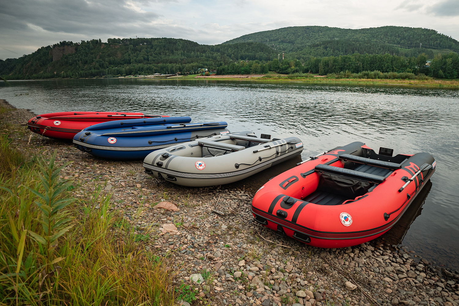 Лодка MISHIMO RIVER FJET PRO 410  под водомет в Сыктывкаре