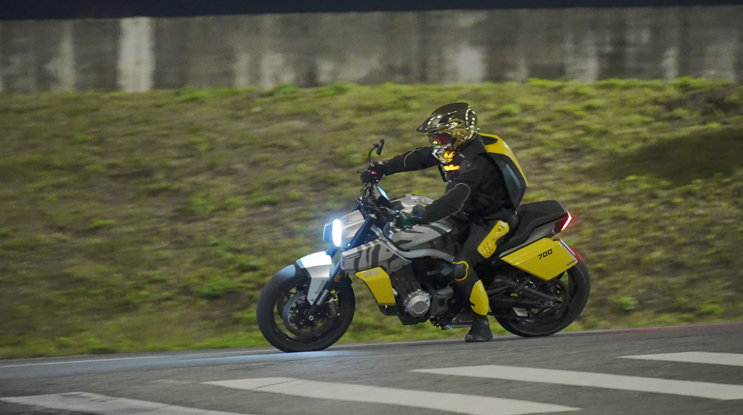 Мотоцикл Benda LFS 700 в Сыктывкаре