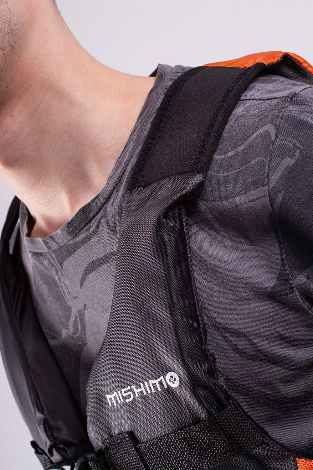 Жилет спасательный MISHIMO PRO Премиум качества Черно-оранжевый в Сыктывкаре