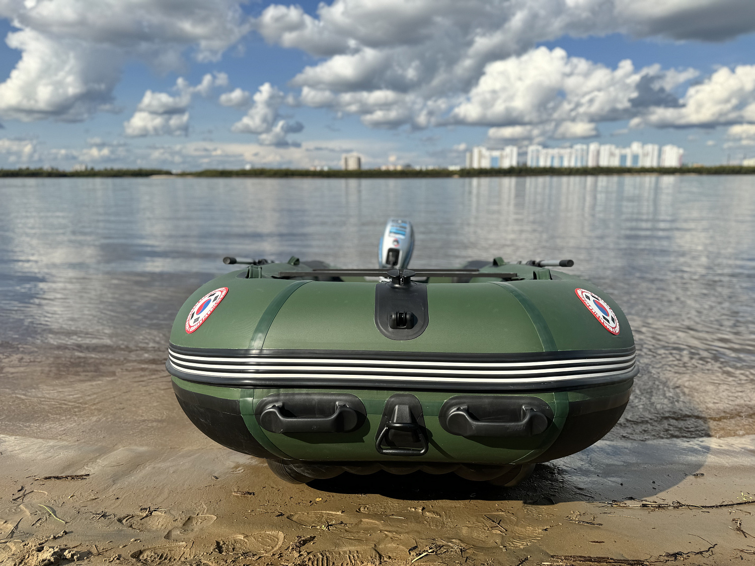 Лодка MISHIMO BIG FLOOR 420 в Сыктывкаре