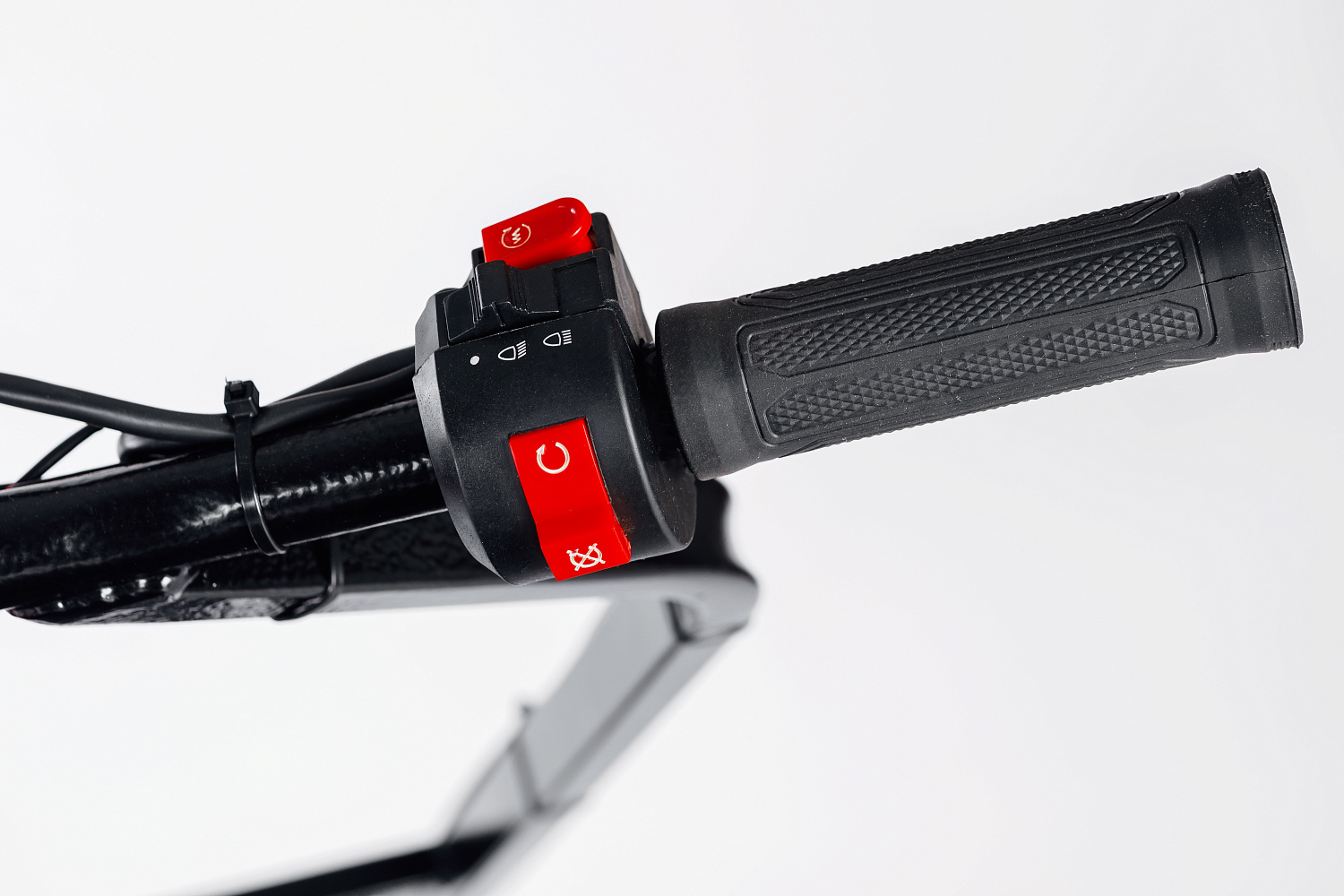 МОТОБУКСИРОВЩИК IKUDZO LONG 2.0 1700/500 EKR19 в Сыктывкаре