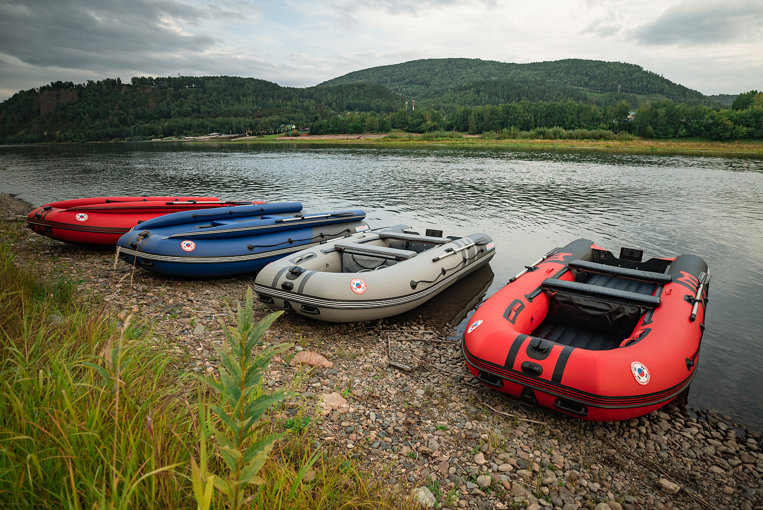 Лодка MISHIMO RIVER FJET PRO 410  под водомет в Сыктывкаре