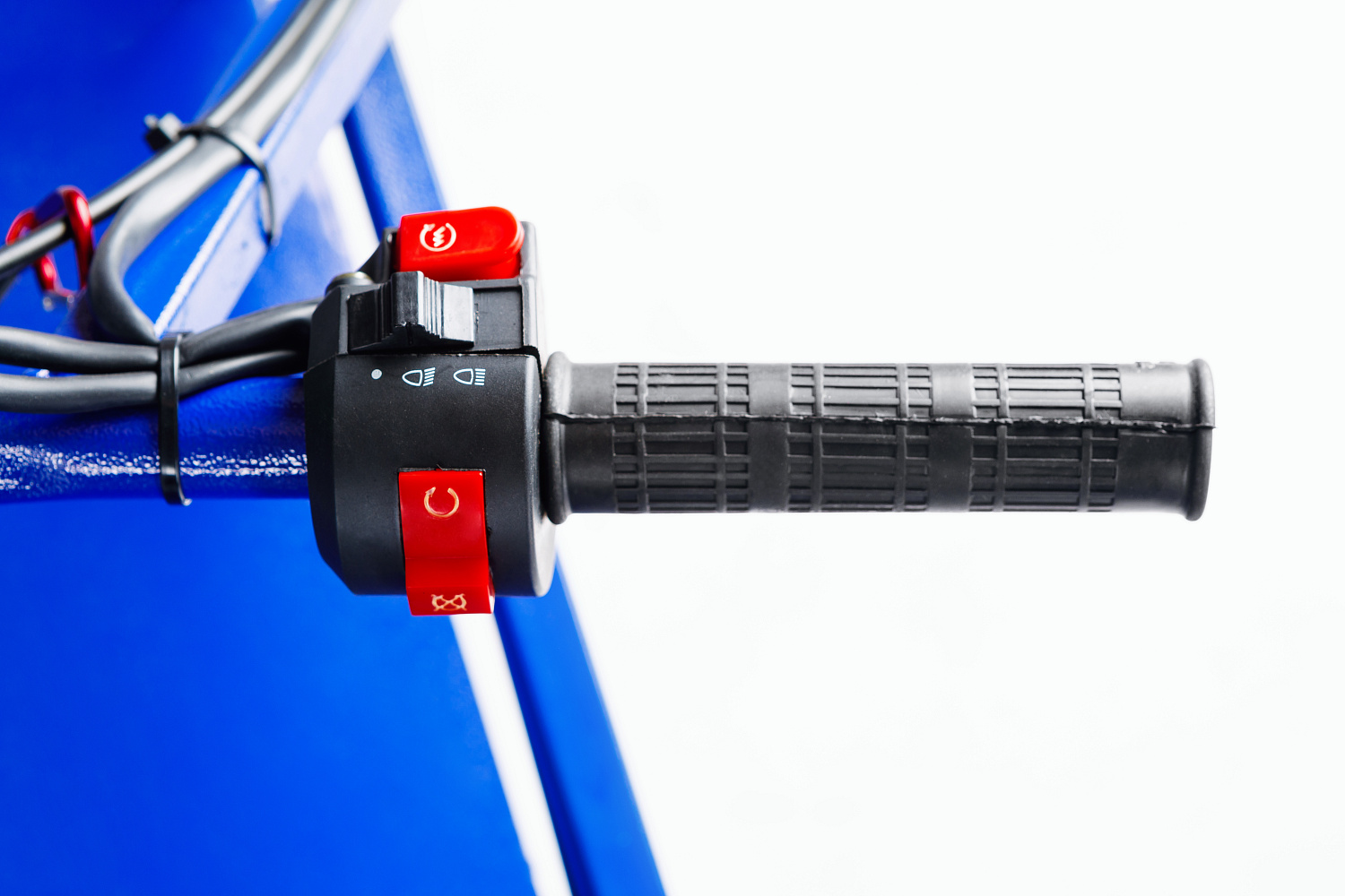 МОТОБУКСИРОВЩИК SNOW DOG 15 л.с. в Сыктывкаре