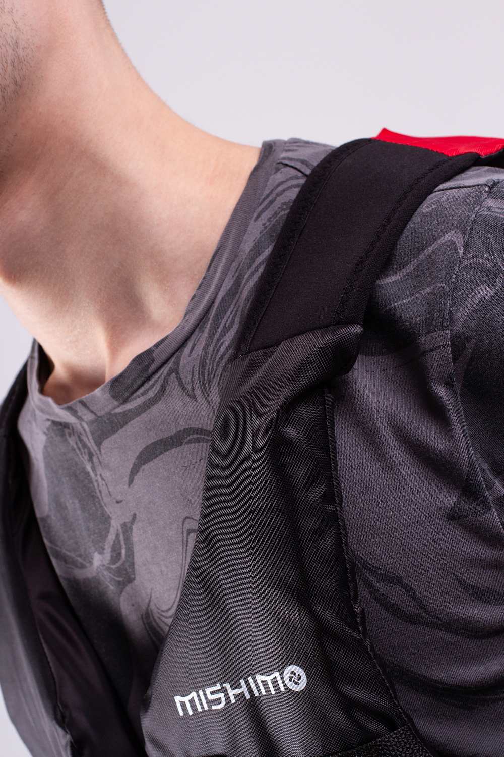 Жилет спасательный MISHIMO PRO Премиум качества Черно-красный в Сыктывкаре